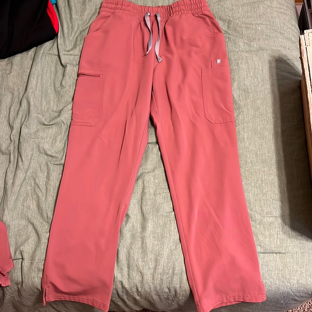 FIGS Mauve MP high-waisted Yola scrub pants